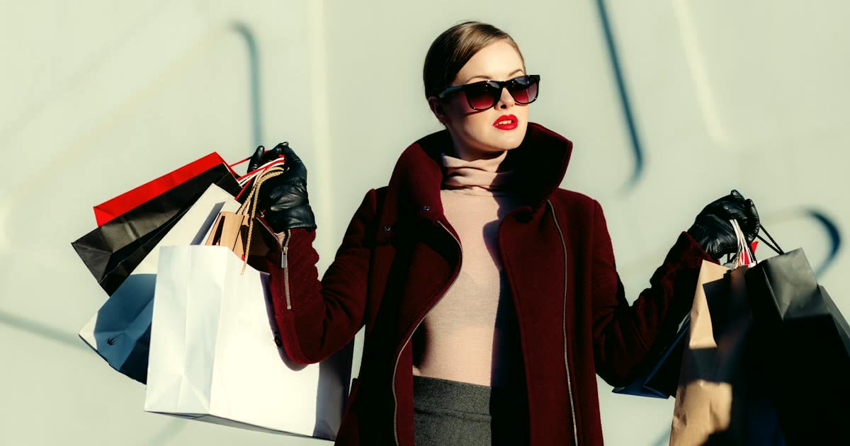 Remote fashion professionals using AI productivity tools